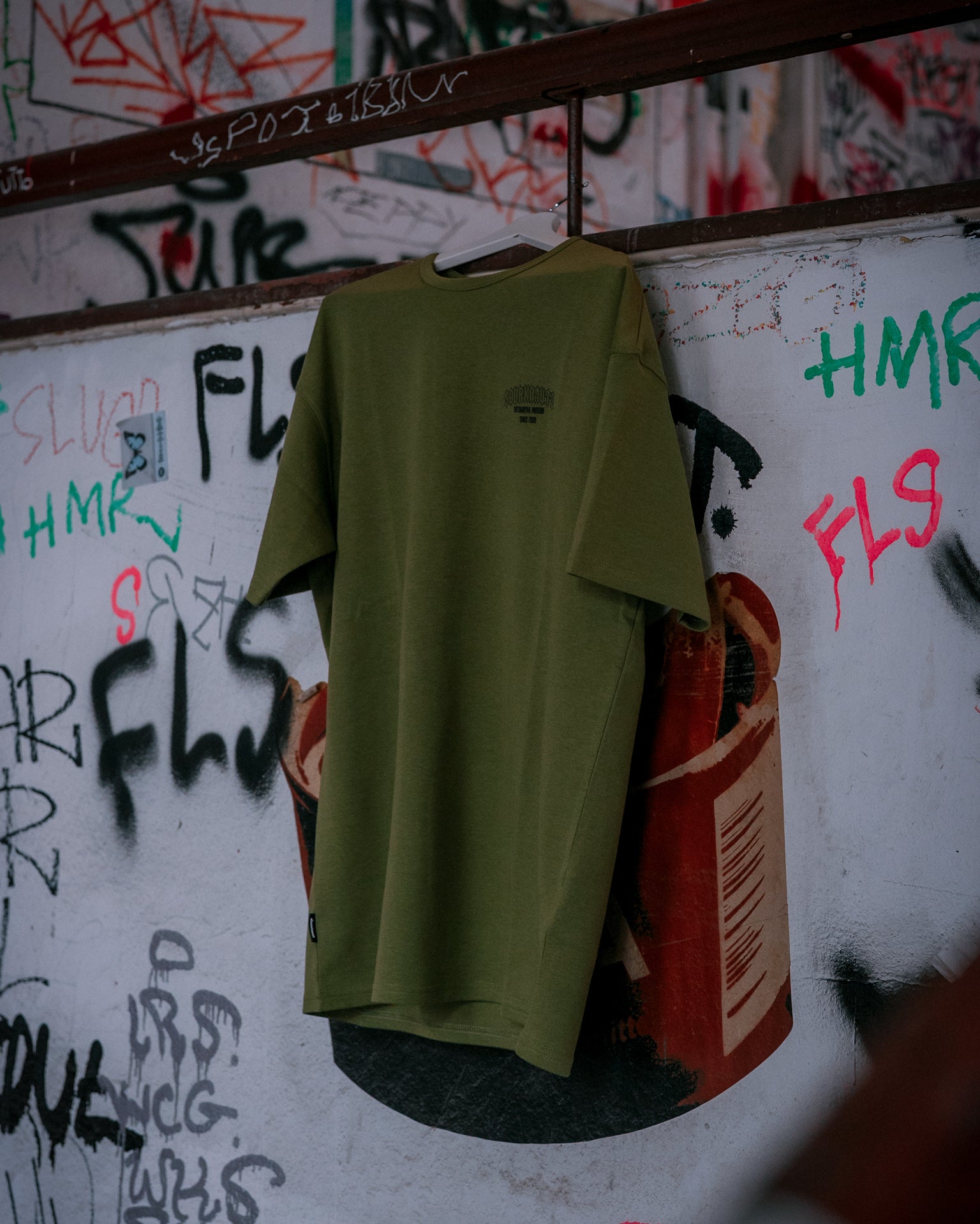 Oversized | T-Shirt | Spikes | Olive