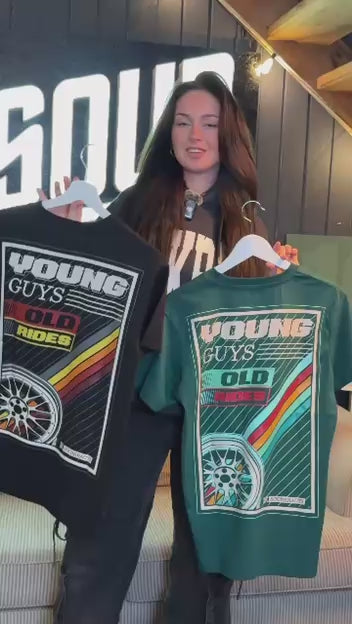 T-Shirt | Young Guys Old Rides | Schwarz