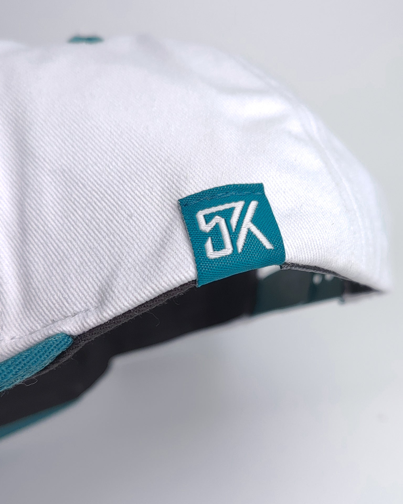 Snapback SK II  | WEISS