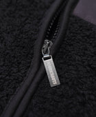 Teddy Jacke | Young Guys Old Rides | Schwarz