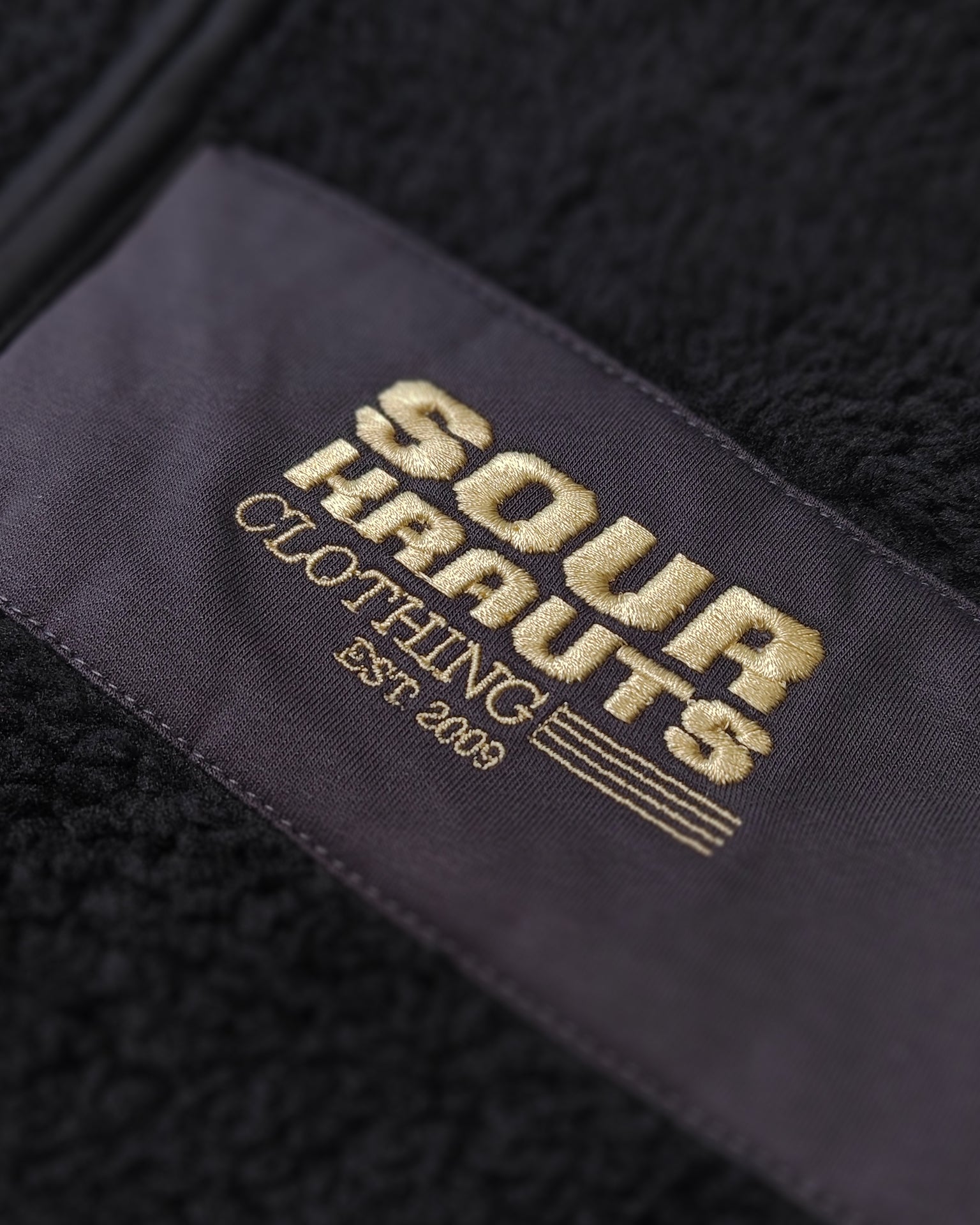 Teddy Jacke | Young Guys Old Rides | Schwarz
